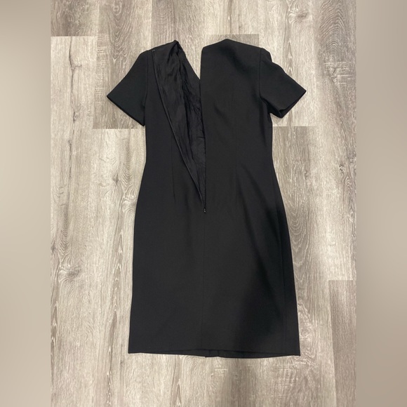 Vintage black dress with buttons size 6 - Picture 9 of 10